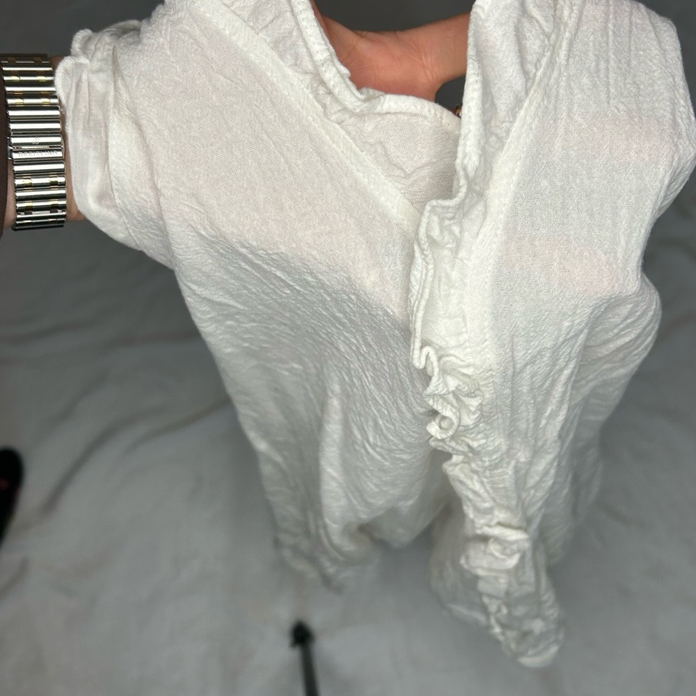 Chic Textured White Blouse